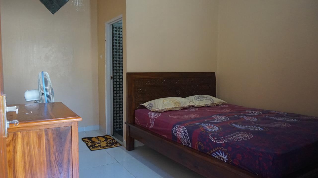 Arriani Homestay كاريمونجاوا المظهر الخارجي الصورة